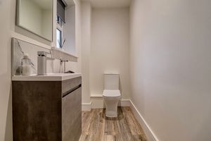 WC- click for photo gallery